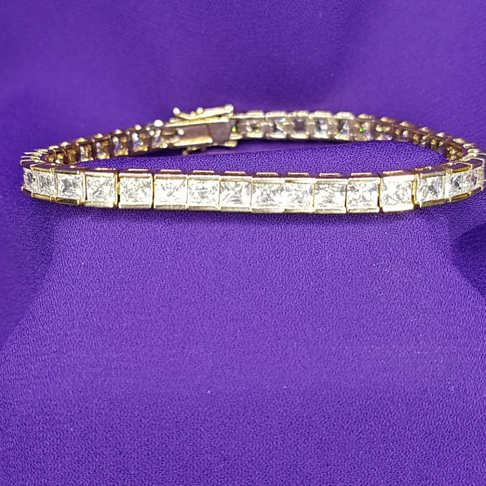Women's 7" Tennis Bracelet  item#B-4